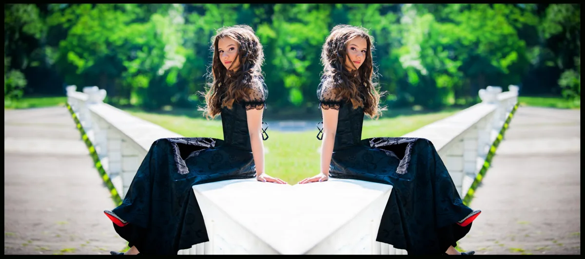 Alexandria Gold worldwide famous singer